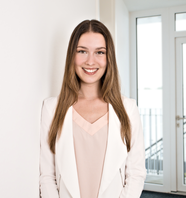 Carolin Riess, oneword