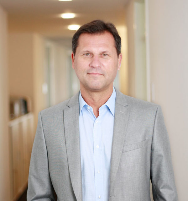 ansprechpartner-andreas-1-600x640